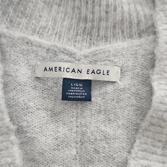 American Eagle Outfitters Light Gray Women's Cardigan - Picture 2 of 3
